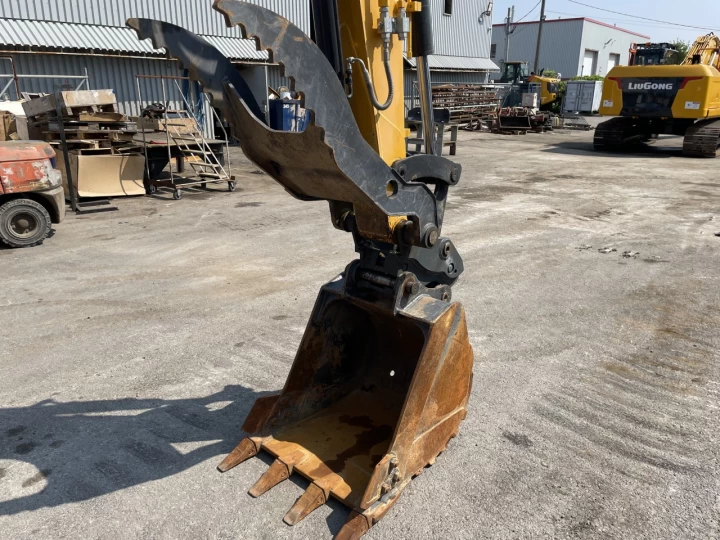 2022 LIUGONG 909 ECR 