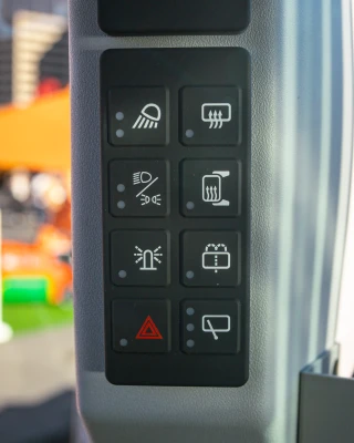 LiuGong 842T — 13