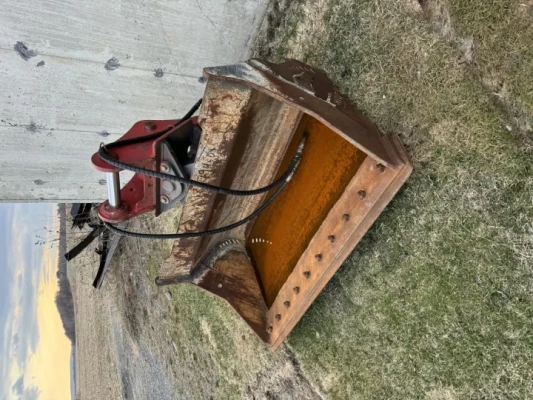 AMI Tilt bucket 60 pouces — 3