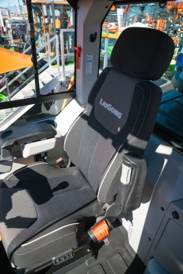 LiuGong 856T — 7