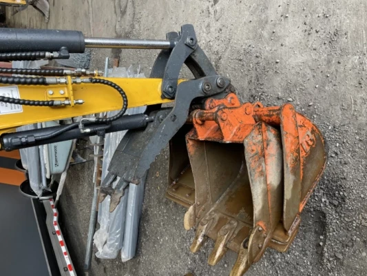 LiuGong 9027F — 4