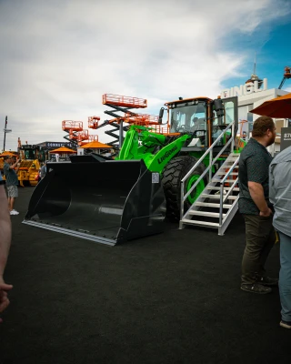 LiuGong 870HE — 2