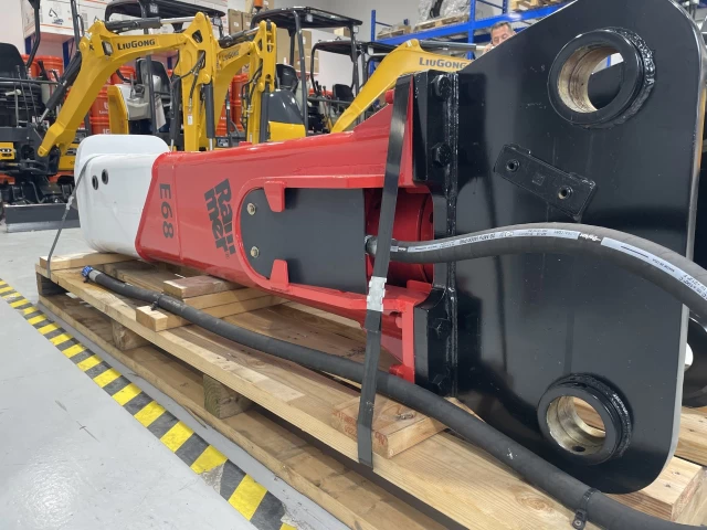 RAMMER MARTEAU REMISE A NEUF POUR EXCAVATRICE E68  2022