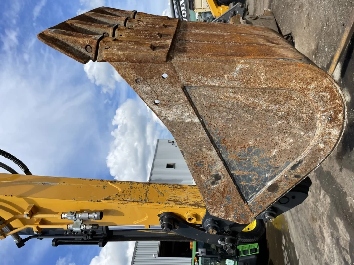 2019 LiuGong 909 ECR 