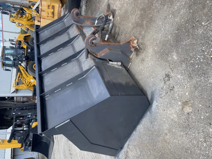 2020 TINK HIGH DUMP 