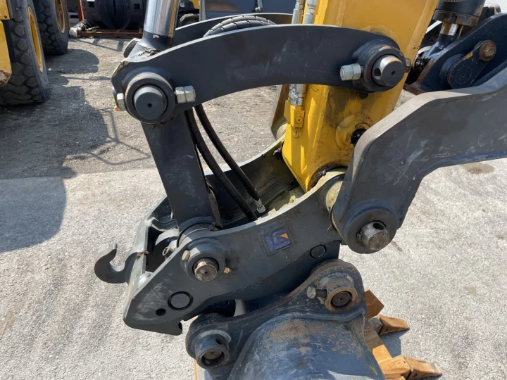 2022 LIUGONG 909 ECR 