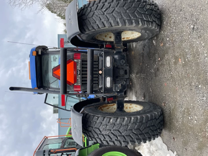 2006 NEW HOLLAND TV 145 