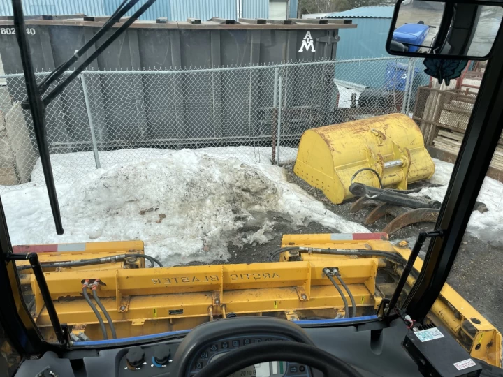 2006 NEW HOLLAND TV 145 