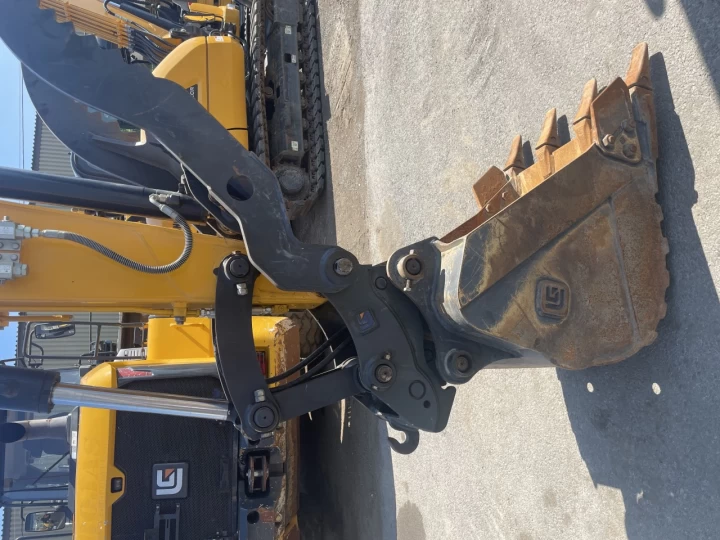 2022 LIUGONG 909 ECR 